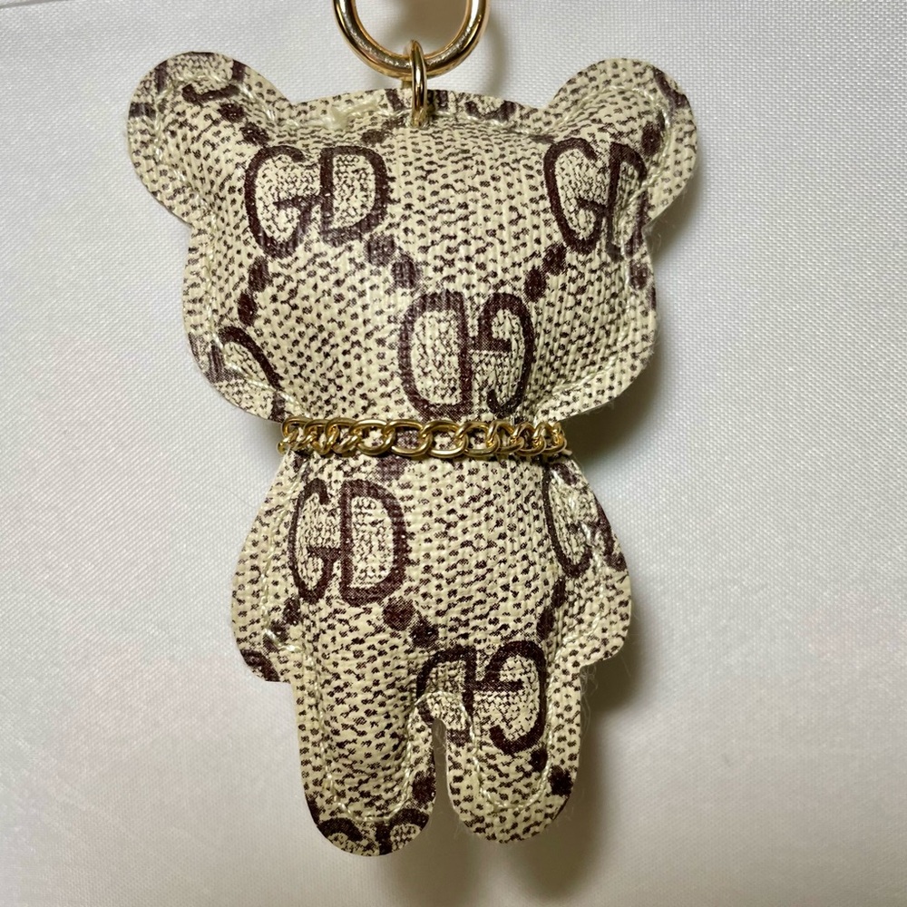 Bag Charm- Crystal Face Fashion Bear Keychain/Bag Charm in Beige Logo Print,NWOT - Picture 5 of 8
